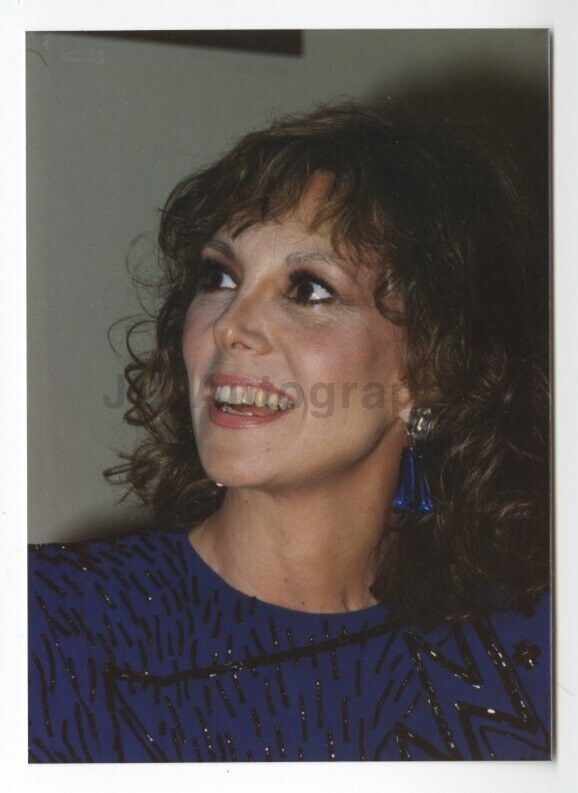 Marlo Thomas - Candid Photo Poster painting by Peter Warrack - Previously Unpublished