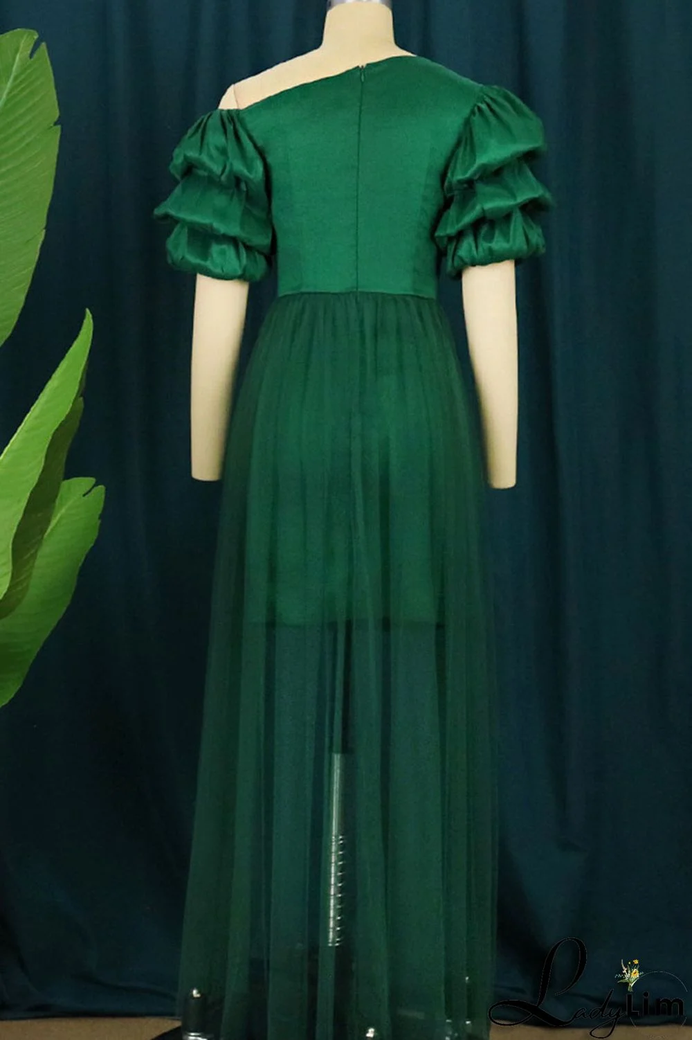 Green Elegant Solid Split Joint Oblique Collar Evening Dress Dresses