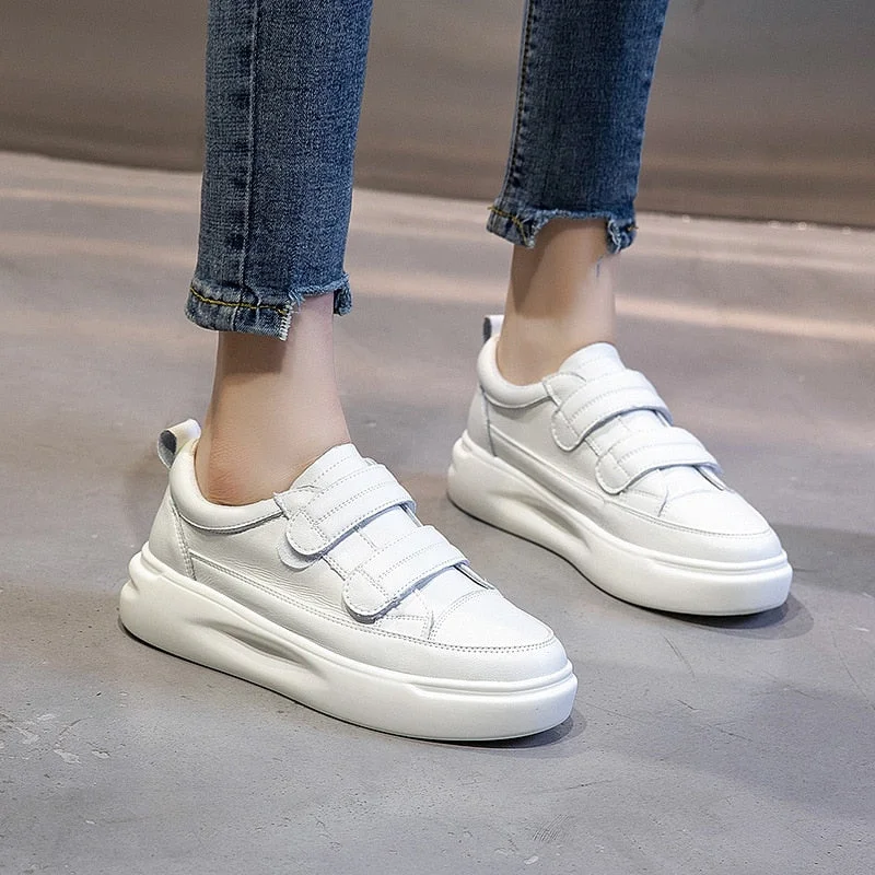 2021 women platform sneakers female Genuine Leather HOOk&LOOP Walking flats Loafers for women White flat Vacation shoes