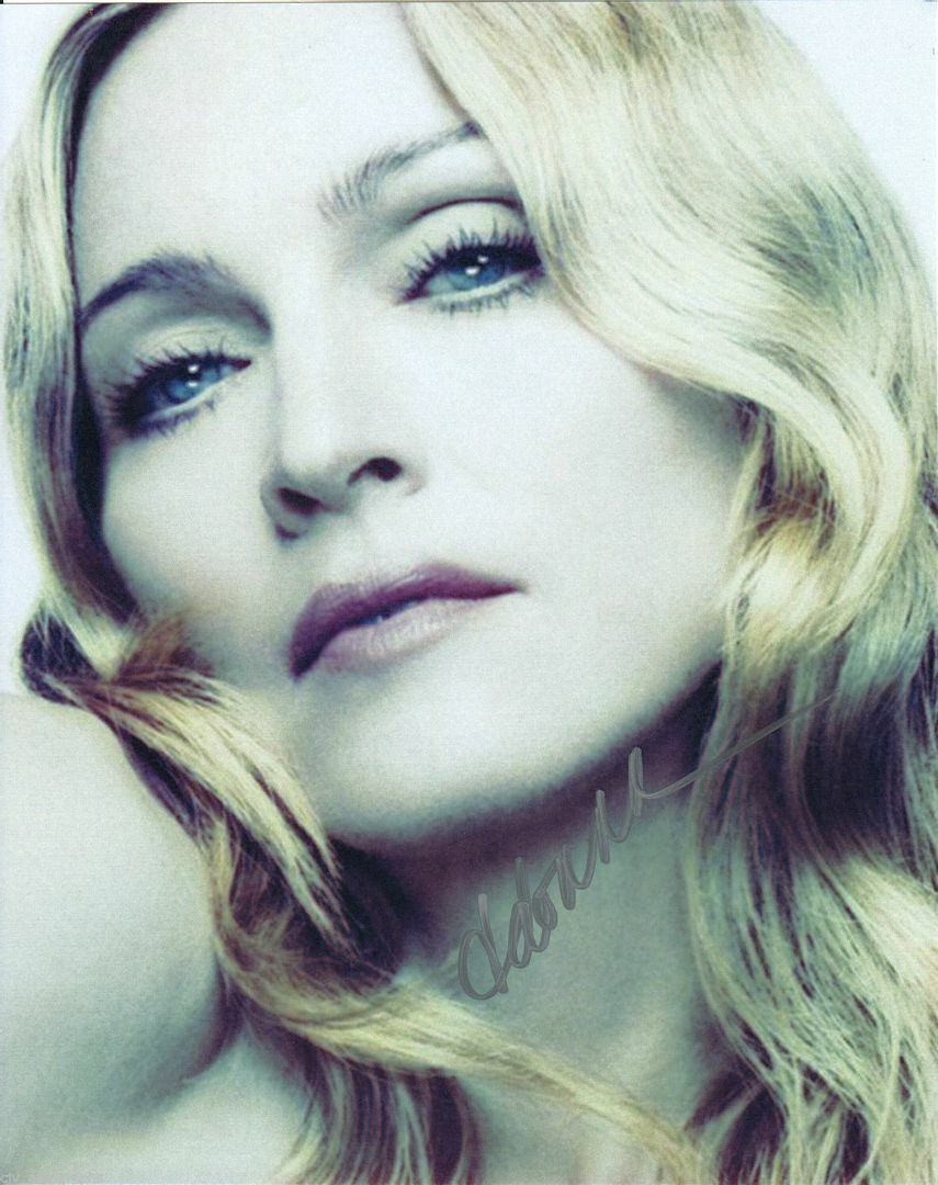 Madonna Autograph Signed Photo Poster painting Print