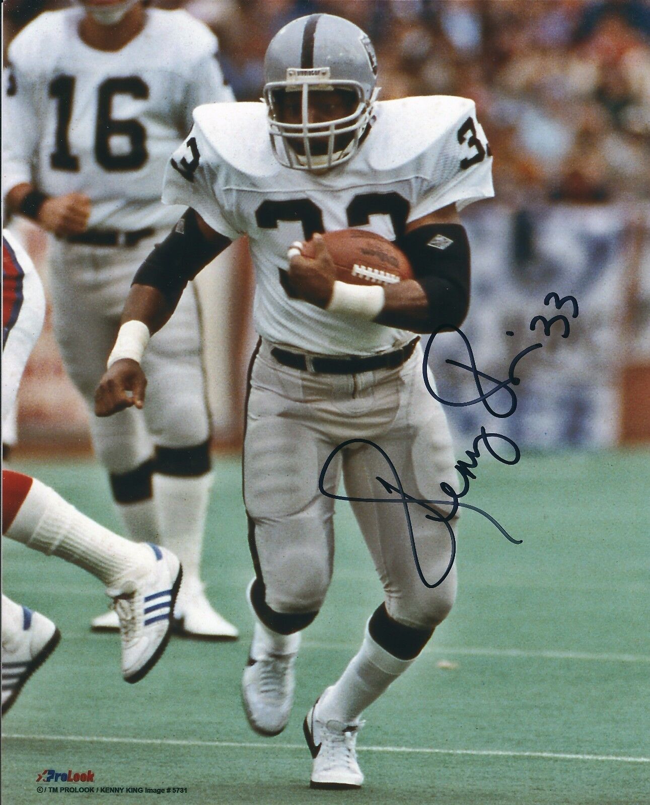 Signed 8x10 KENNY KING Oakland Raiders Autographed Photo Poster painting - w/COA