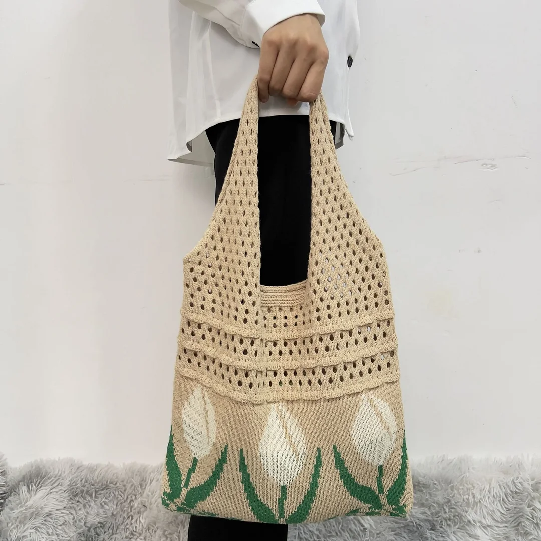 Tulip Vintage Knit Bag
