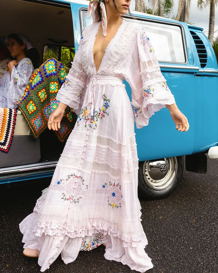 Luxe Floral Embroidery Lace Insets Kimono Sleeves Mesh Tulle Dress