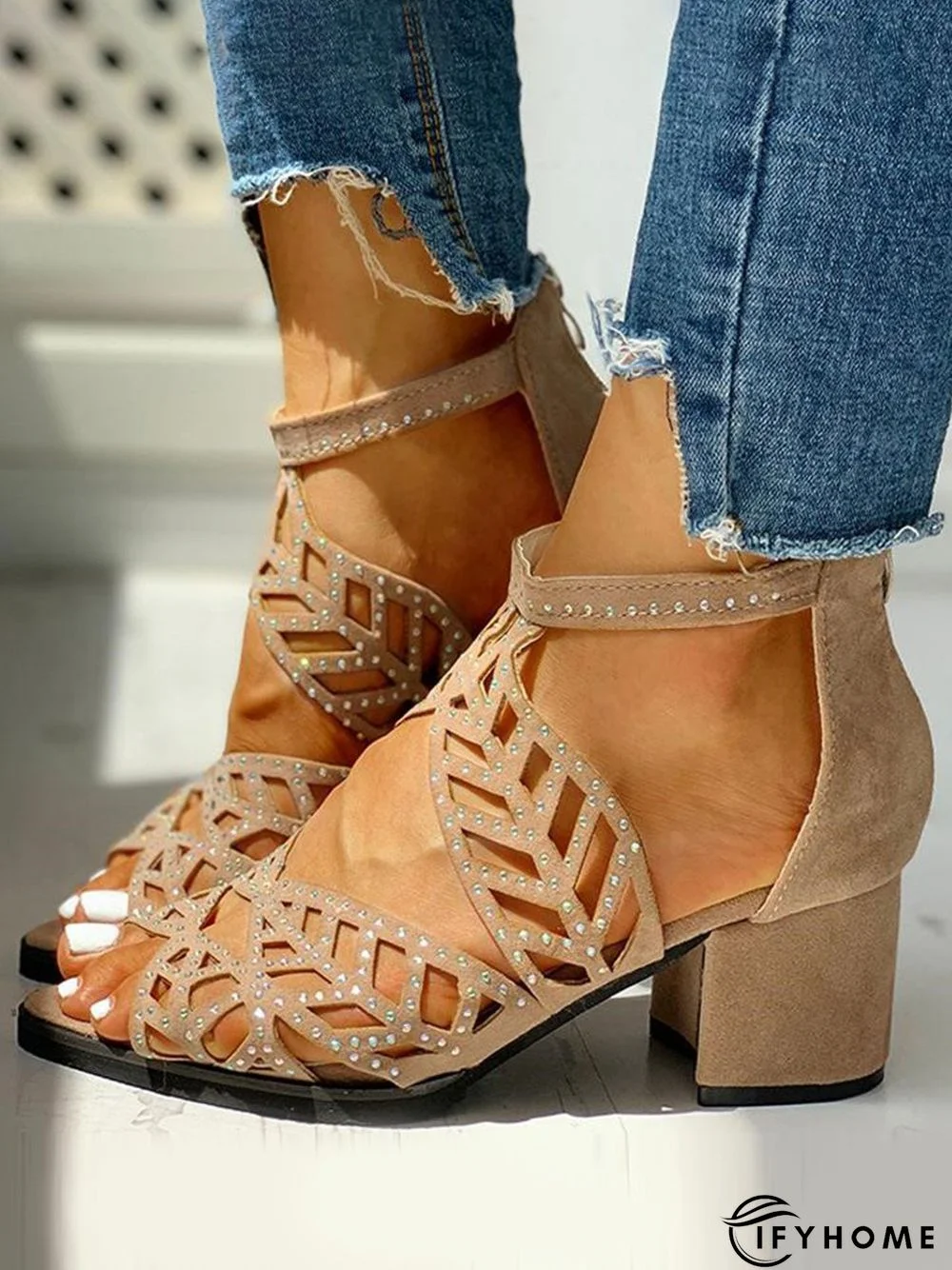 Ladies Elegant Cutout Open Toe Block Heel Sandals | IFYHOME