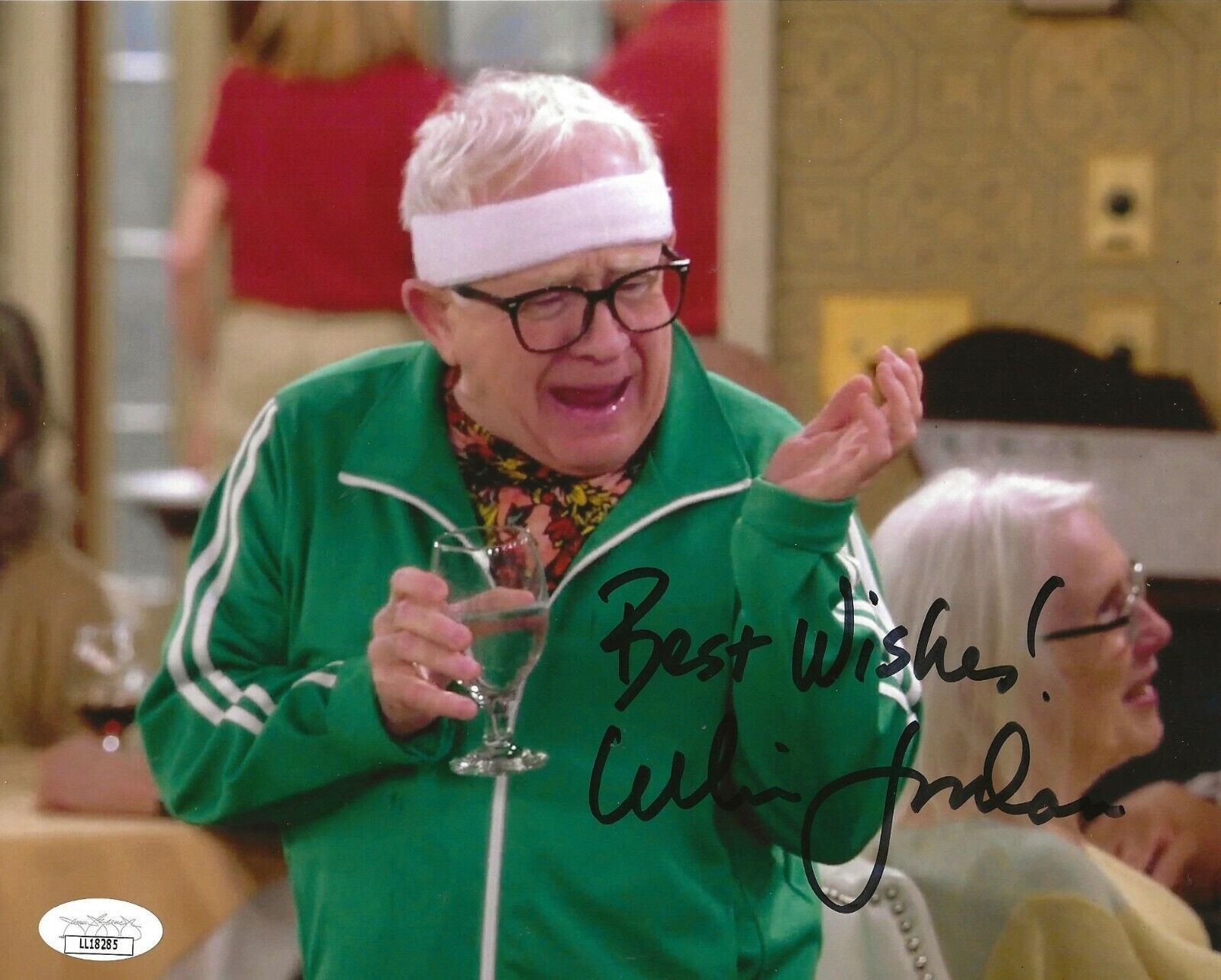 Leslie Jordan signed The Cool Kids 8x10 Photo Poster painting autographed Sid 2 JSA Certified