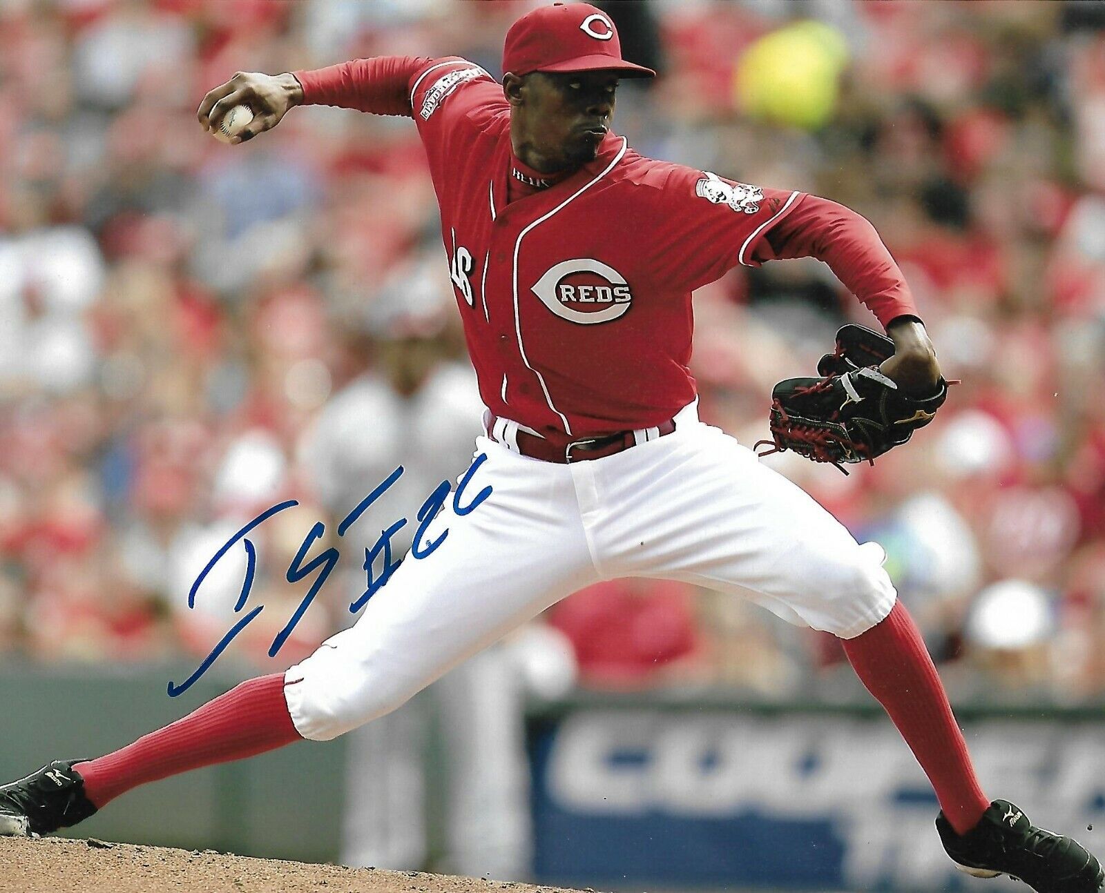 RAISEL IGLESIAS signed autographed CINCINNATI REDS 8x10 Photo Poster painting w/COA