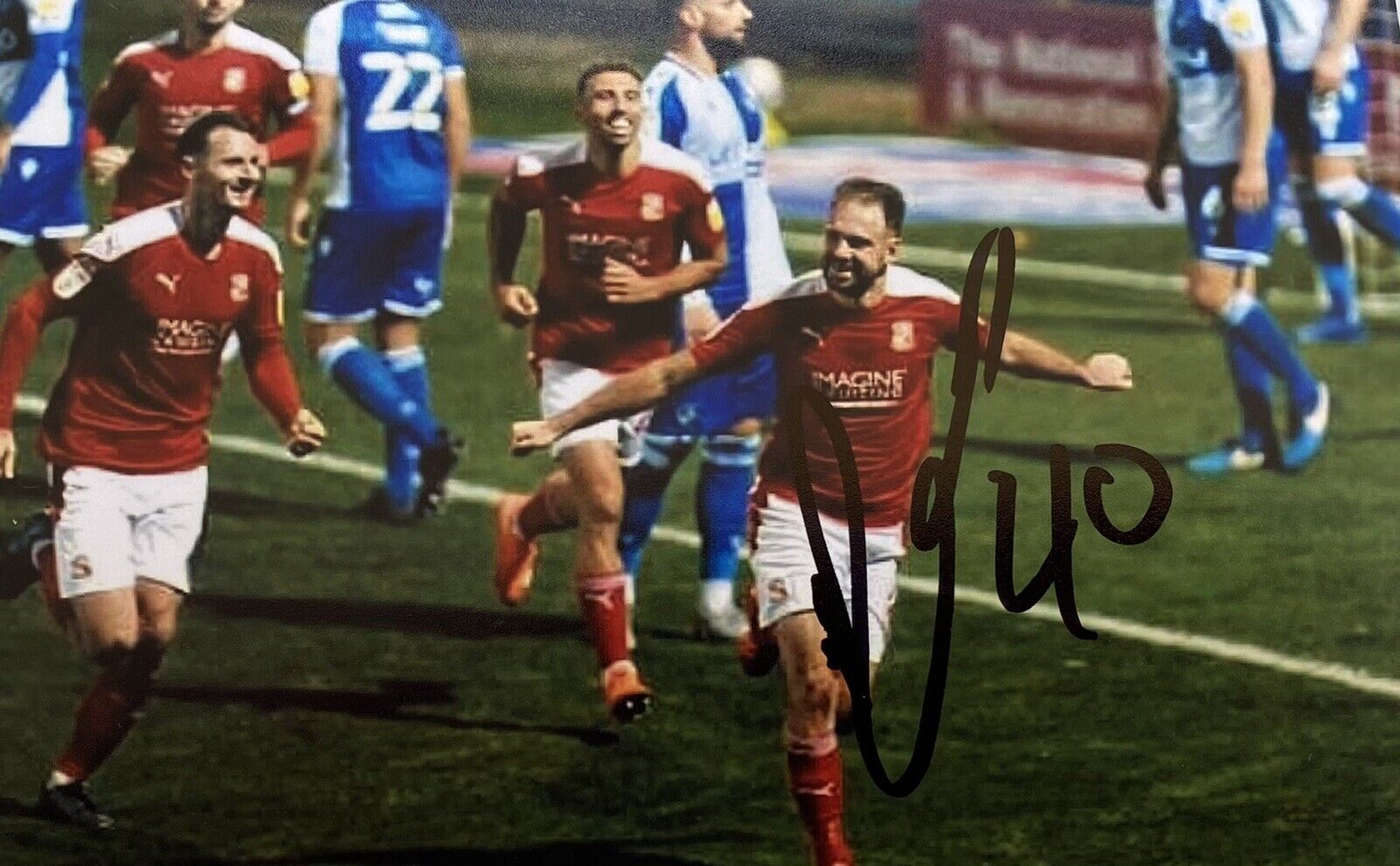 Brett Pitman Genuine Hand Signed Swindon Town 6X4 Photo Poster painting