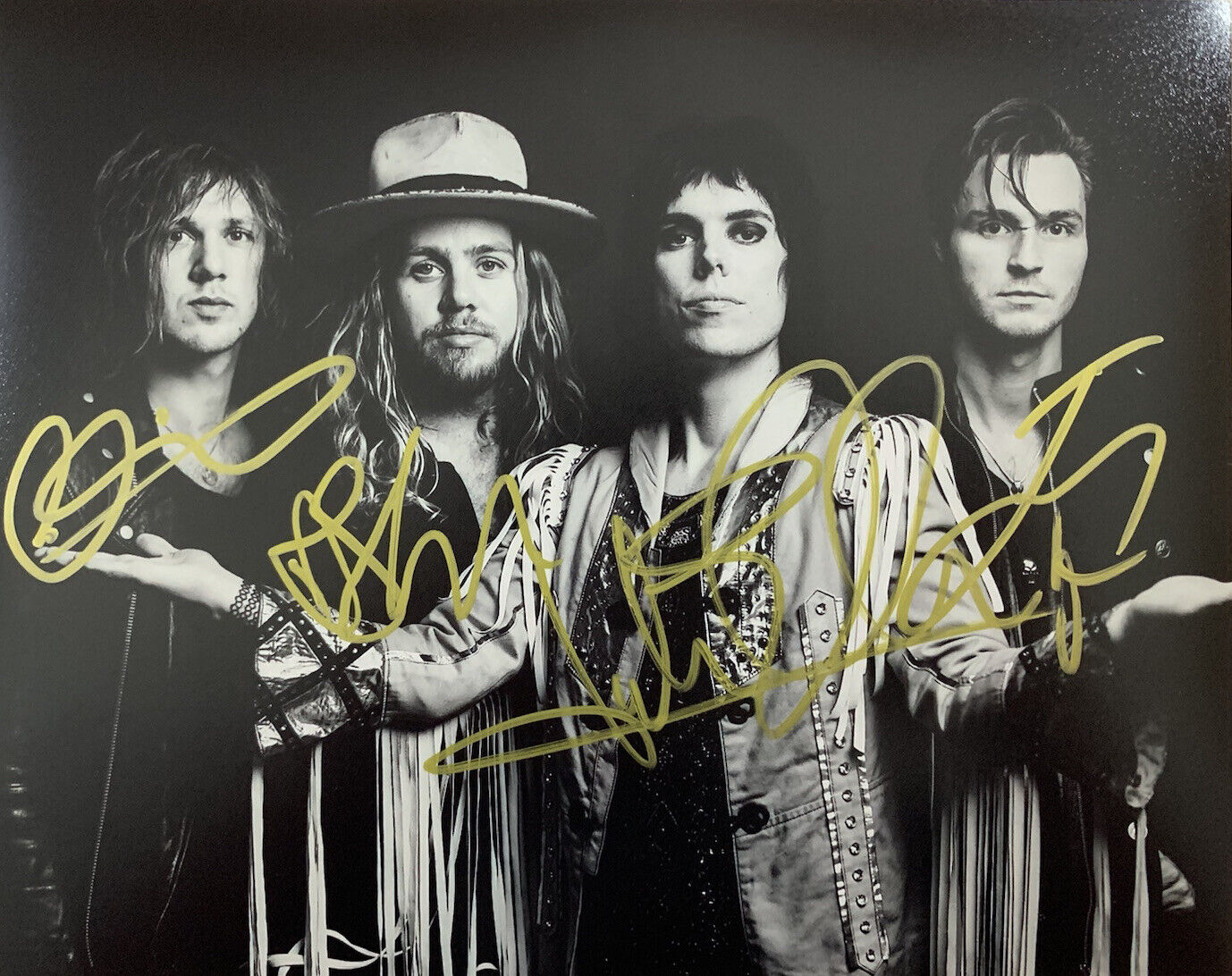 THE STRUTS FULL BAND HAND SIGNED 8x10 Photo Poster painting ROCK BAND AUTOGRAPH AUTHENTIC COA