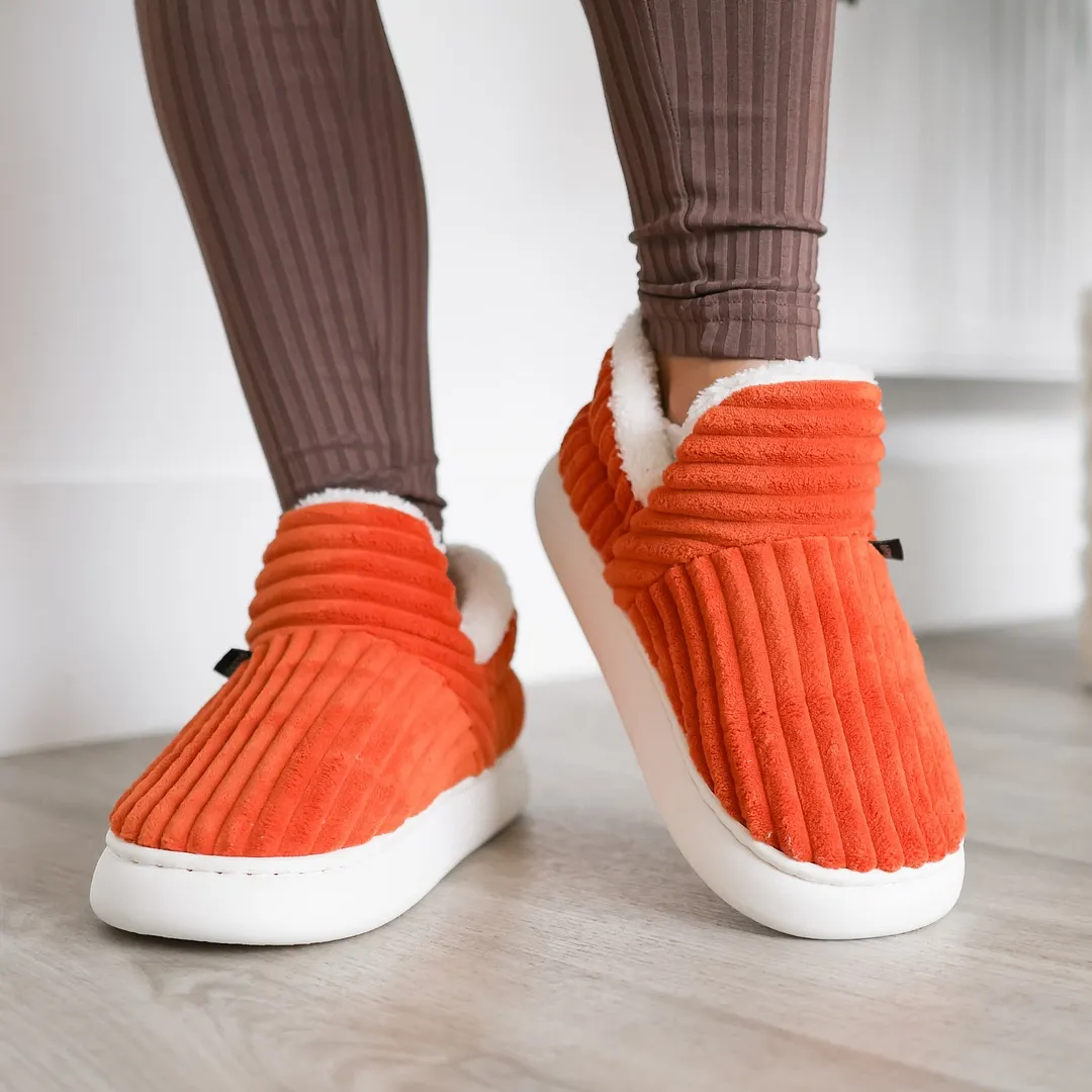 Pluffi | The Cozy & Stylish Slippers