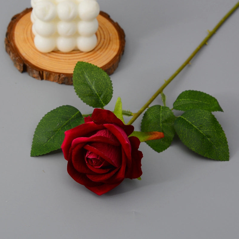 Lifelike Artificial Flowers Suitable For Office Cultural Environment High Quality Silk Flowers