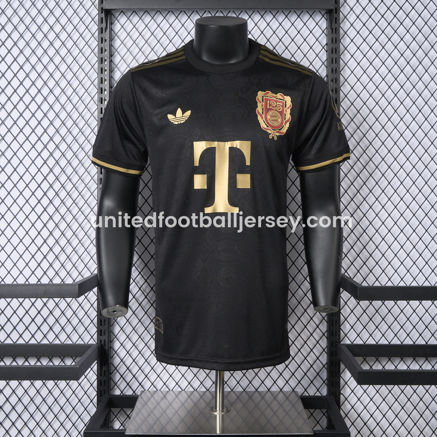 Bayern Munich 2025 Black 125th Anniversary Jersey - Player Version