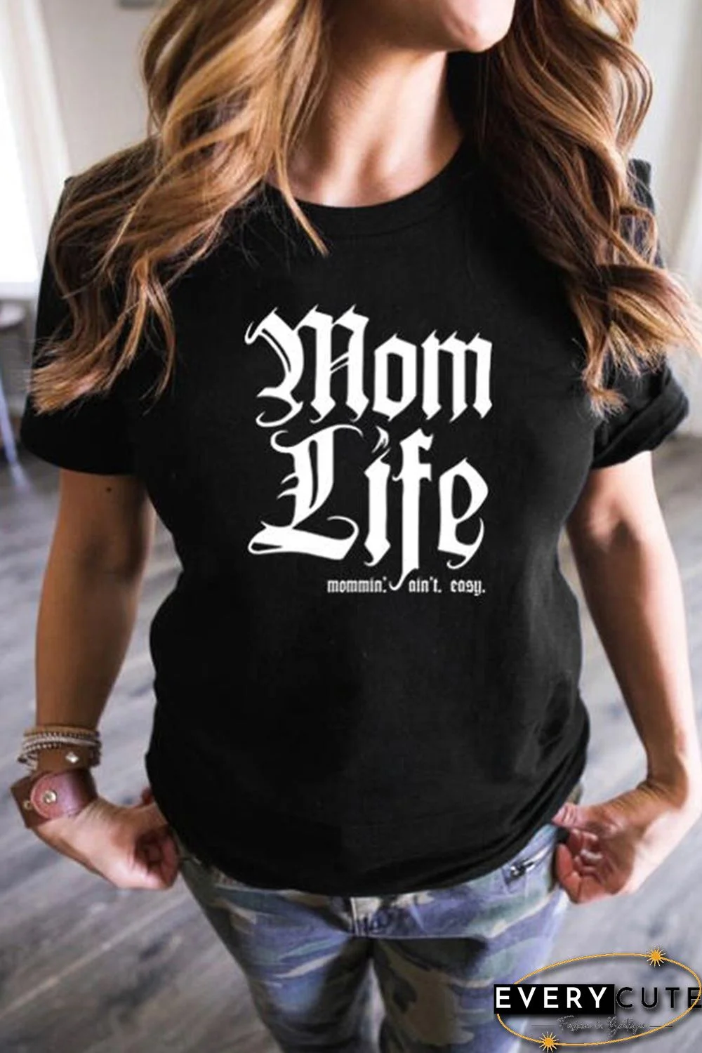 Mom Life O-Neck Tee