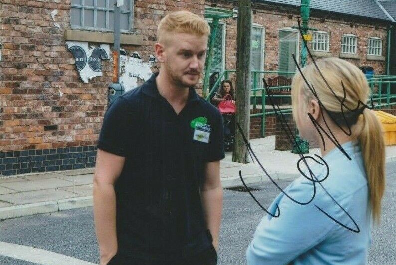 Mikey North **HAND SIGNED** 4x6 Photo Poster painting ~ Coronation Street ~ AUTOGRAPHED