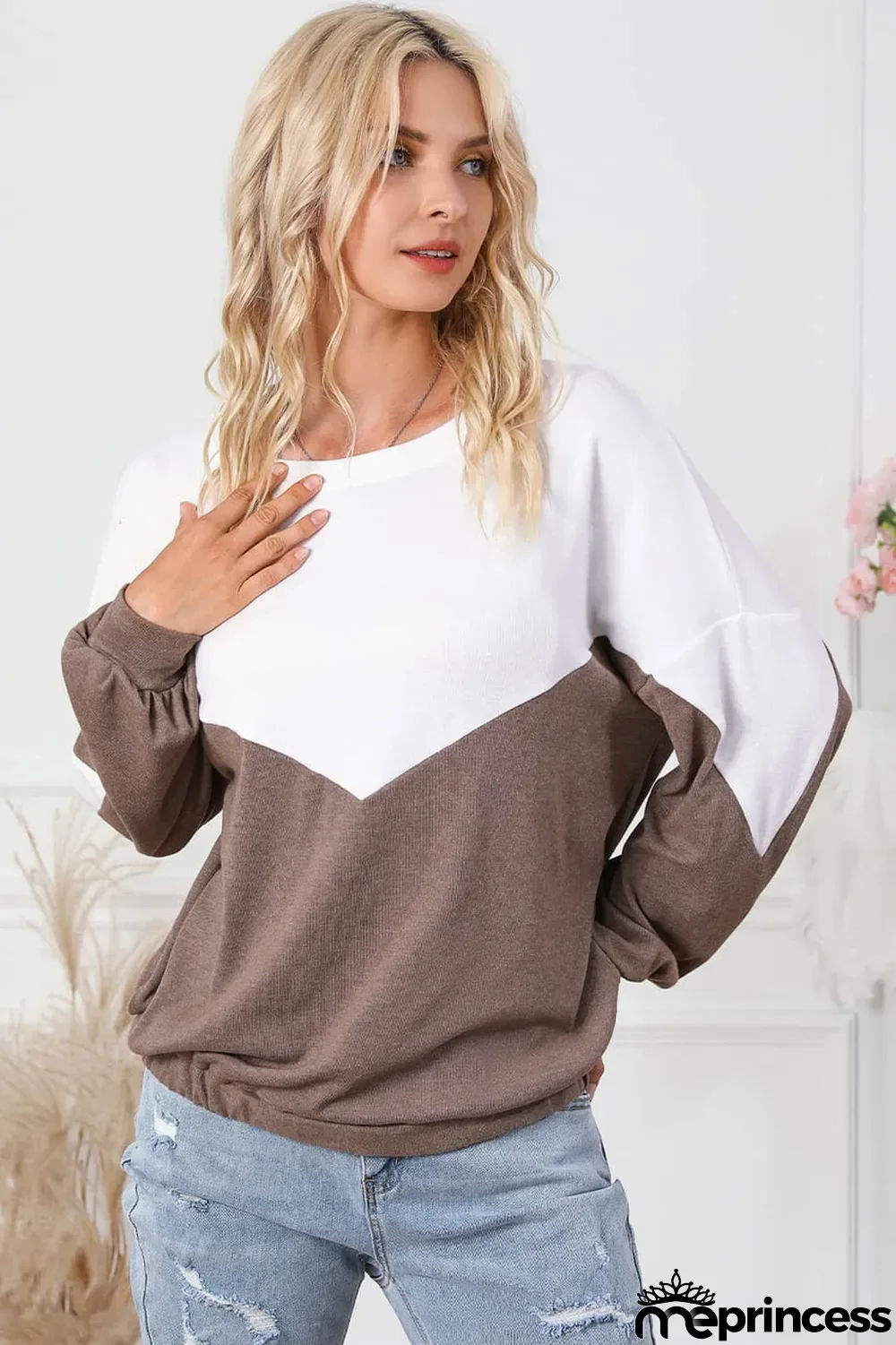 Khaki Colorblock Cutout Elastic Hem Pullover Sweatshirt