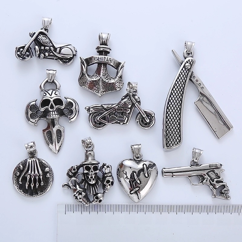 Retro Punk Pistol Heart Shape 304 Stainless Steel No Inlaid Men’S Pendant Necklace