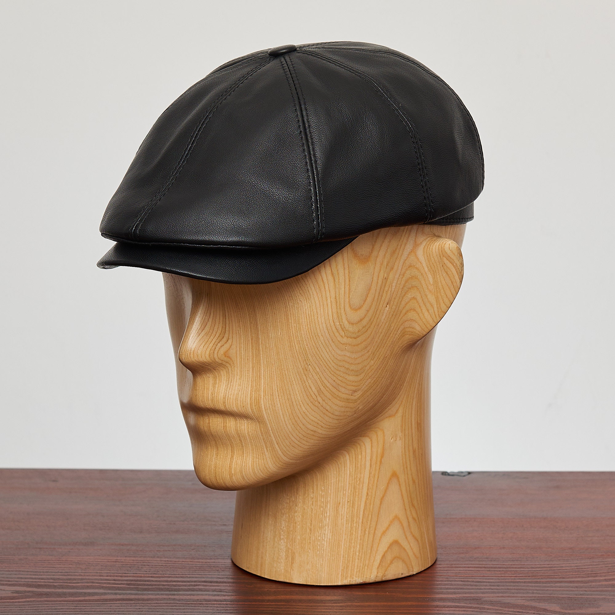 PEAKED CAPS TONY LEATHER Gatsby 8 Panels Flat Ivy Cap