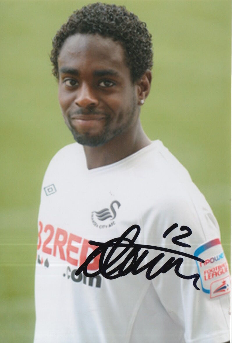 SWANSEA CITY HAND SIGNED NATHAN DYER 6X4 Photo Poster painting 5.