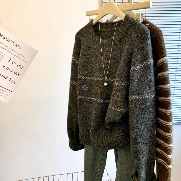 Athvotar Athvotar Horn Buckle Sweater Cardigan Women's Autumn And Winter Korean Loose Lazy Wind Embroidered Jakore Knitwear Coat