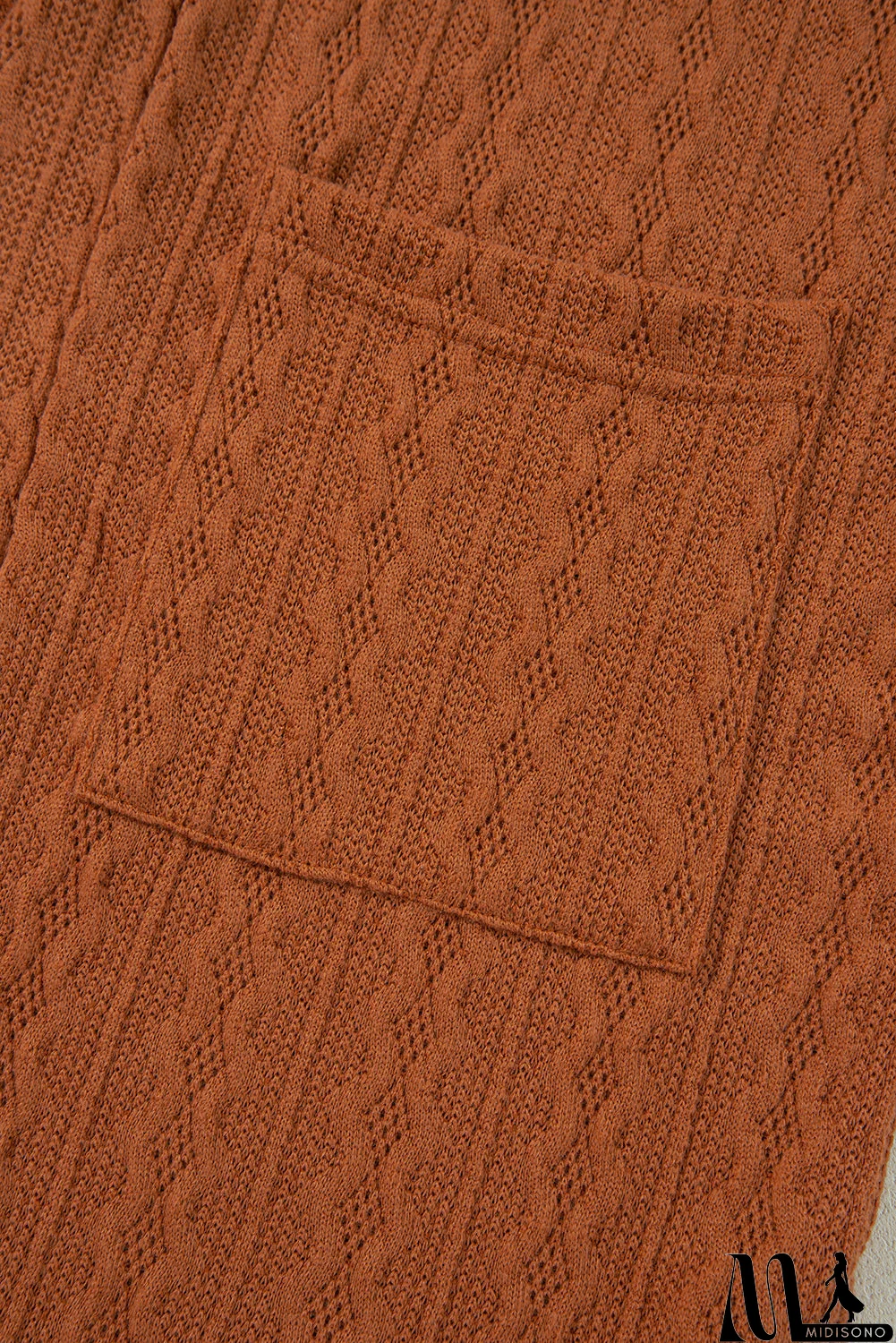 MidiSono - Simple and Stylish winter Cardigan