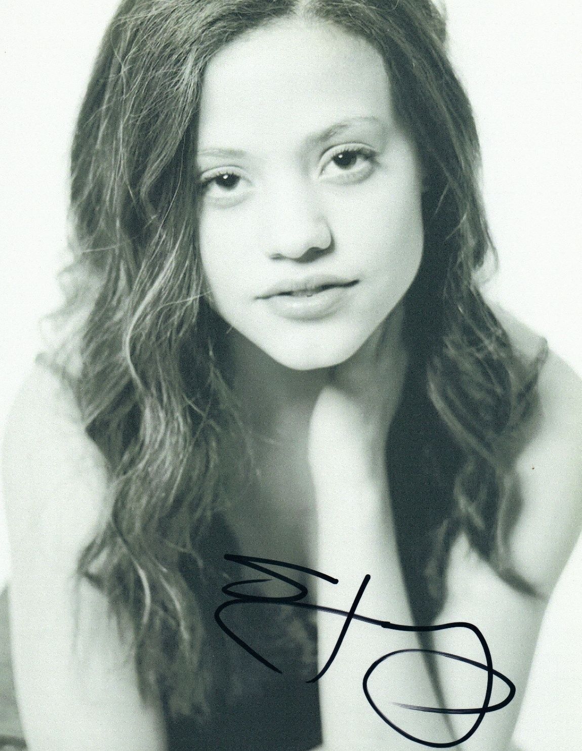 Sarah Jeffery Signed Autographed 8x10 Photo Poster painting Wayward Pines Descendants COA VD