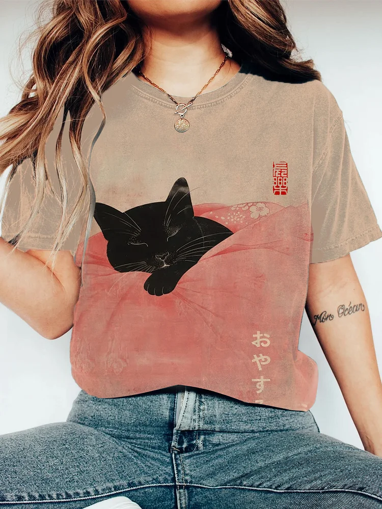 Women's Sleeping Black Cat Japanese Art Print Casual T-Shirt
