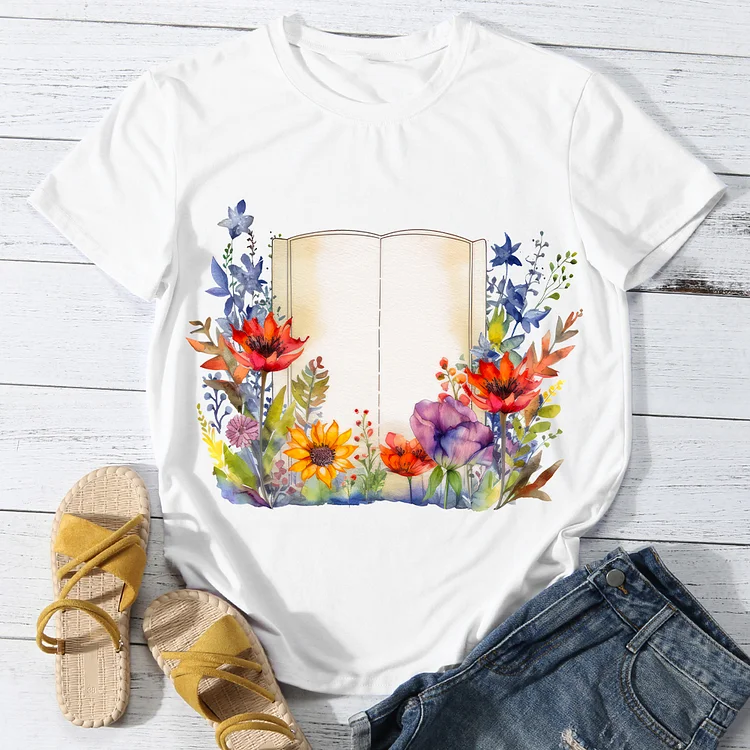 Sea ​​Of Flowers In The Book Women's Round Neck T-Shirt -BSTC1613