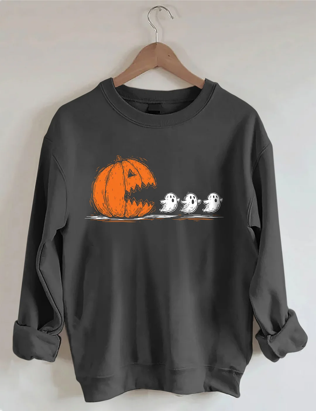 Trendy Halloween Pumpkin Chasing Ghost Sweatshirt