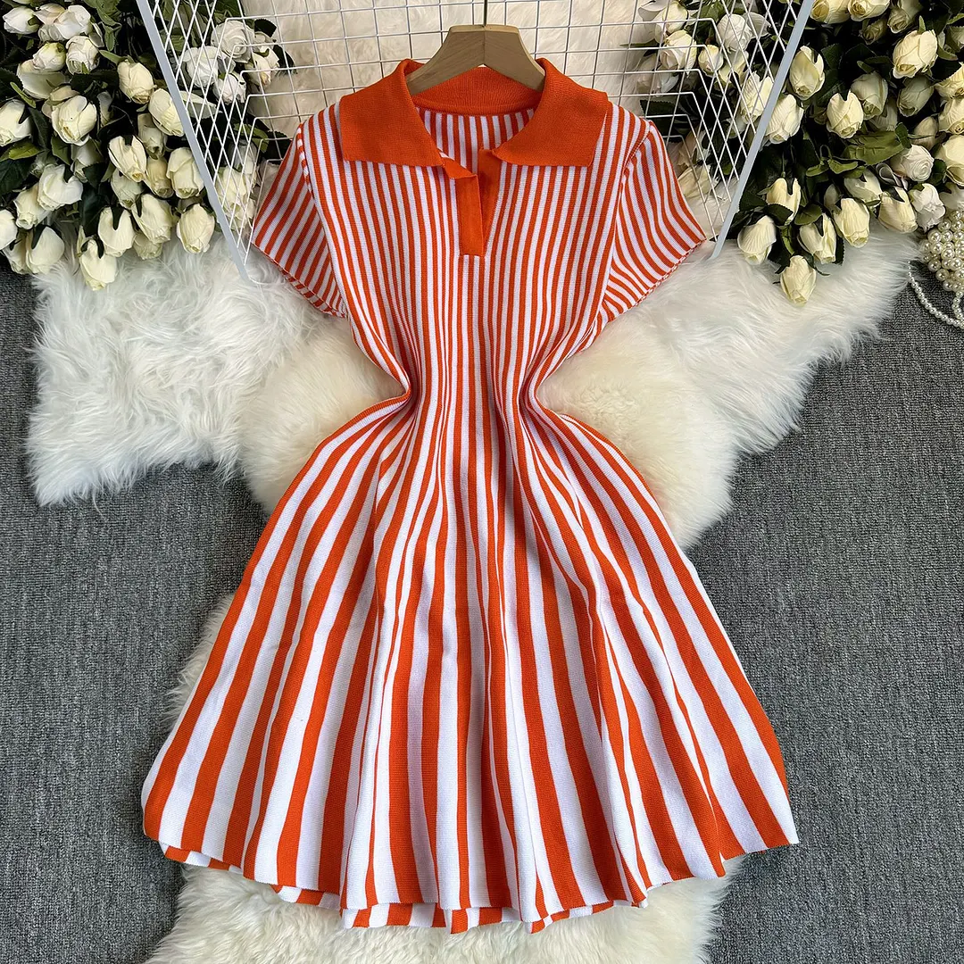 Churchf Churchf Retro-Necked Short-Sleeved Striped Knitted Dress Female Waist Temperament Thin A-Word Dress
