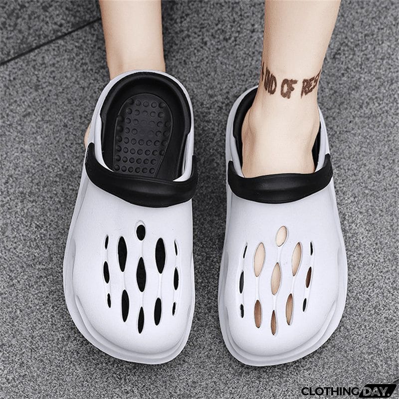 Male summer Outside Wear Non-slip Light Holes Sandals