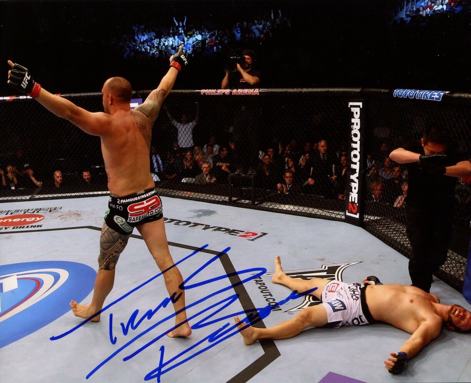 Travis Browne UFC Autographed Signed 8x10 Photo Poster painting Strikeforce CFS COA