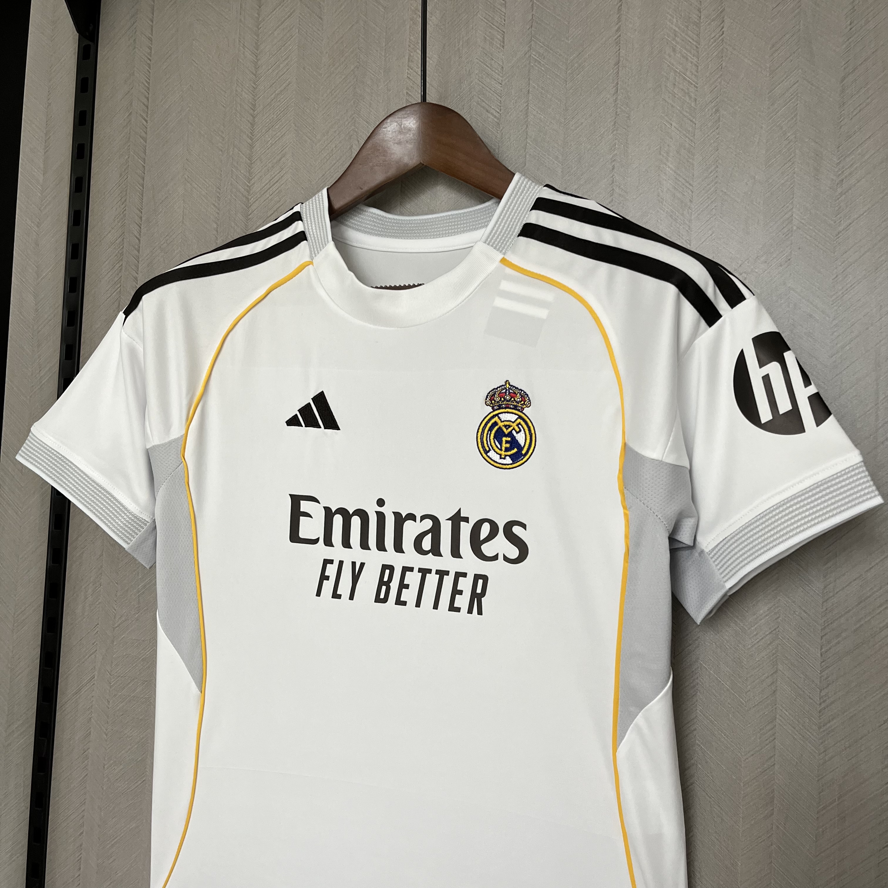 25/26 Real Madrid Home Kids Kit Football Shirt Thai Quality