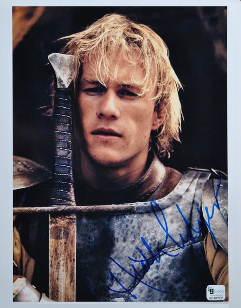 HEATH LEDGER SIGNED Photo Poster painting A Knights Tale Mark Addy, Paul Bettany, Alan Tudyk wcoa