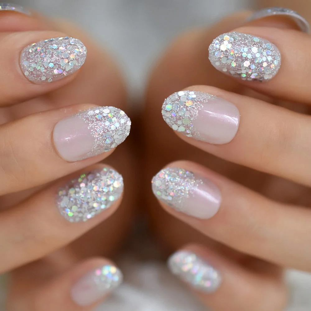 Holographic Silver Glitter Press On Nails Short Style Daily Wear Nude Pink Lady False Nails Oval Shape Nail Art Tips