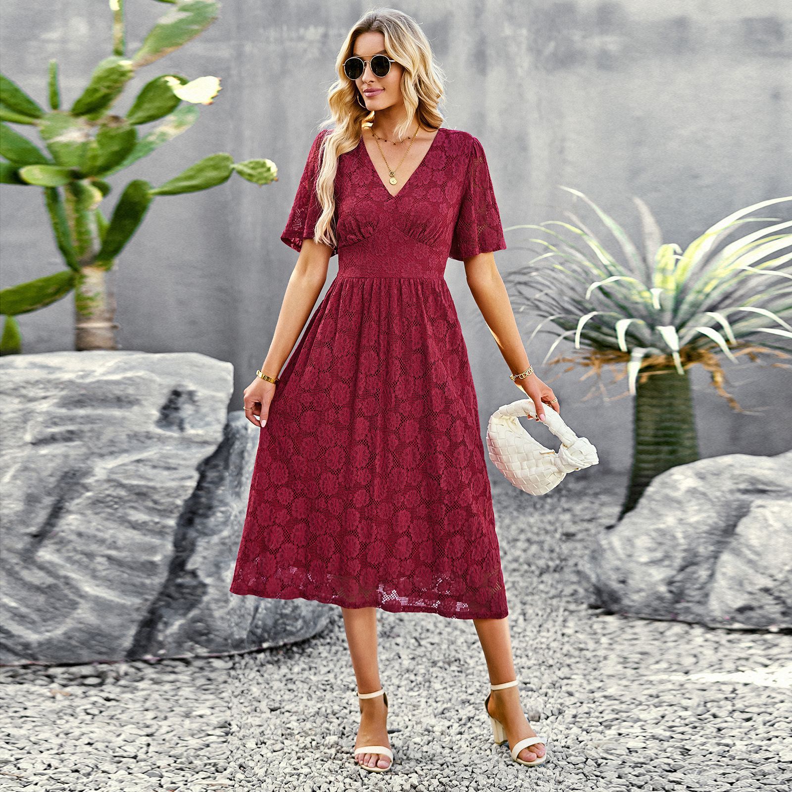Mature Women Summer Lace Dress Elegant Waist V-neck Dress