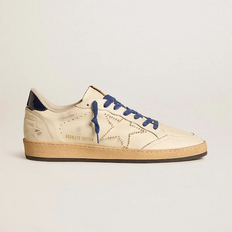 Golden Goose Ball Star LTD con estrella bordada y refuerzo del talón de charol azul