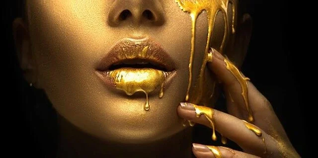Black Women Face with Golden Liquid Canvas Painting Posters and Prints Cuadros Wall Art for Living Room Home Decor (No Frame)