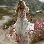 Women's Vintage Rose Embroidery Art V-neck Short Sleeve Maxi Dress - Image 2