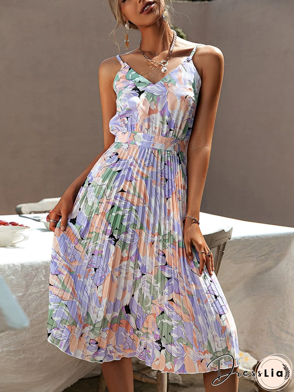 V-neck holiday pleated print summer dress women Spaghetti straps floral sexy beach sundress Sexy casual female vestidos