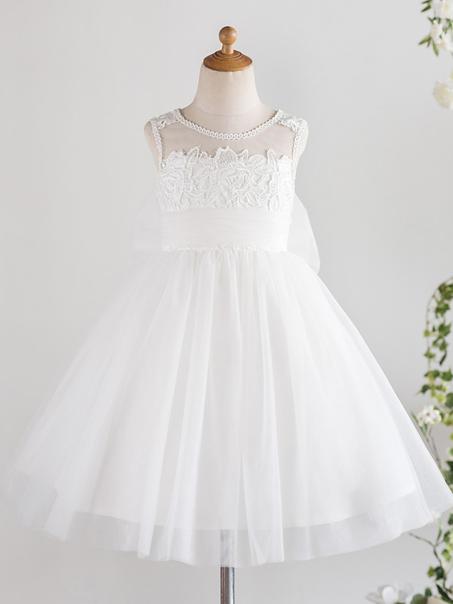 Beautiful Sleeveless Jewel Neck Flower Girl Dress Knee Length Lace Tulle With Bow Feathers Fur Appliques - lulusllly