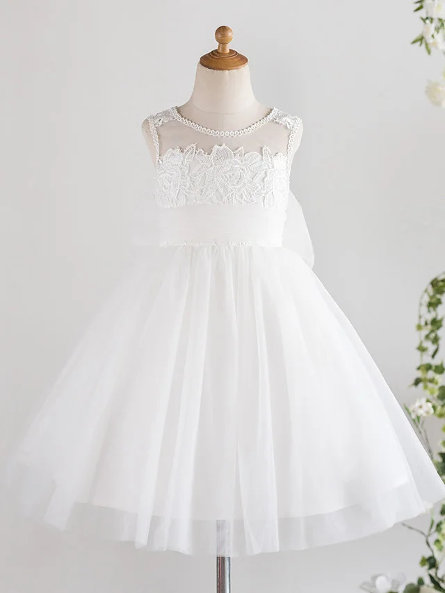 Daisda Sleeveless Jewel Neck Flower Girl Dress Knee Length Lace Tulle With Bow Feathers Fur Appliques