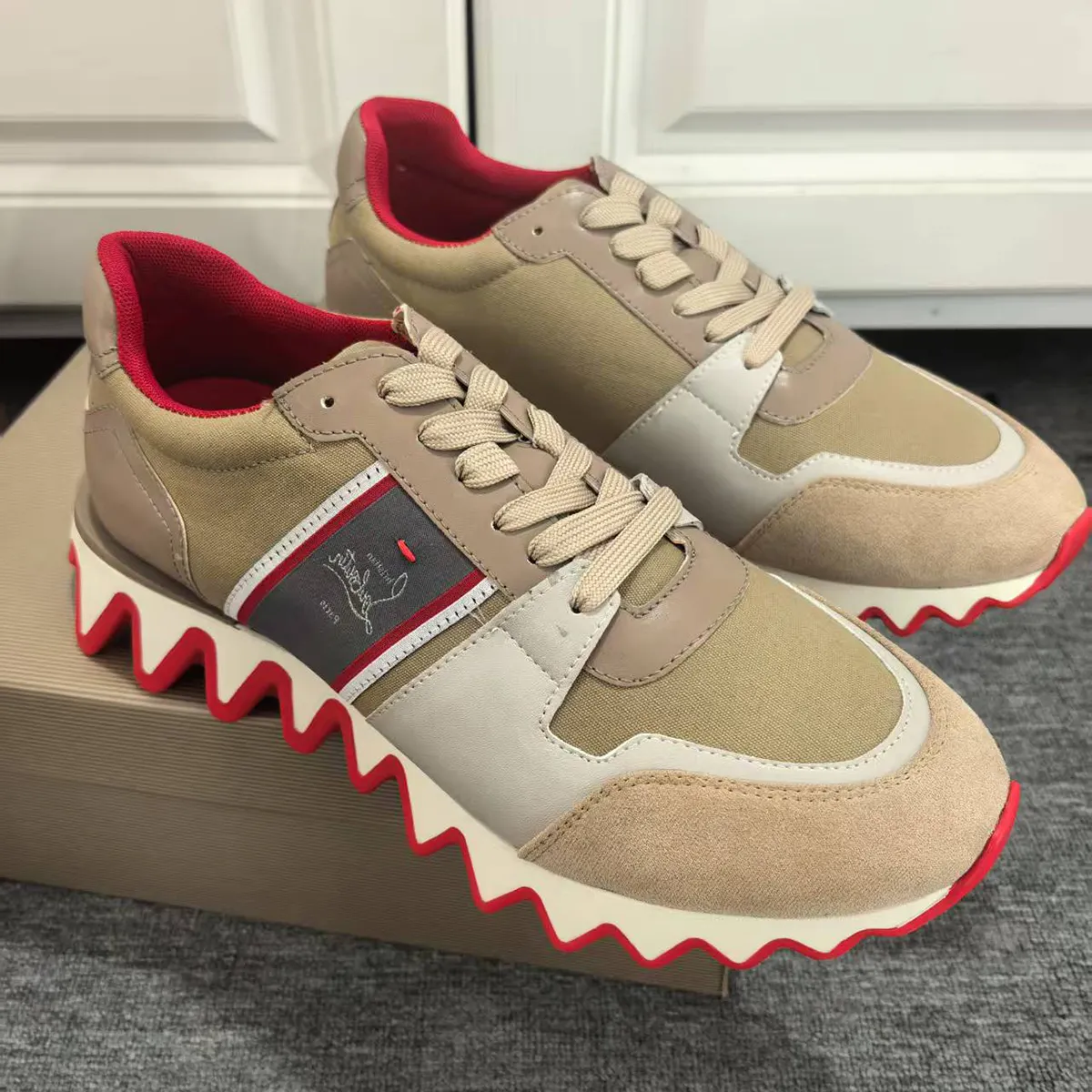 Gentleman's Red Bottom Sneakers Polyester Round Toe Couples Sneakers -vocosishoes