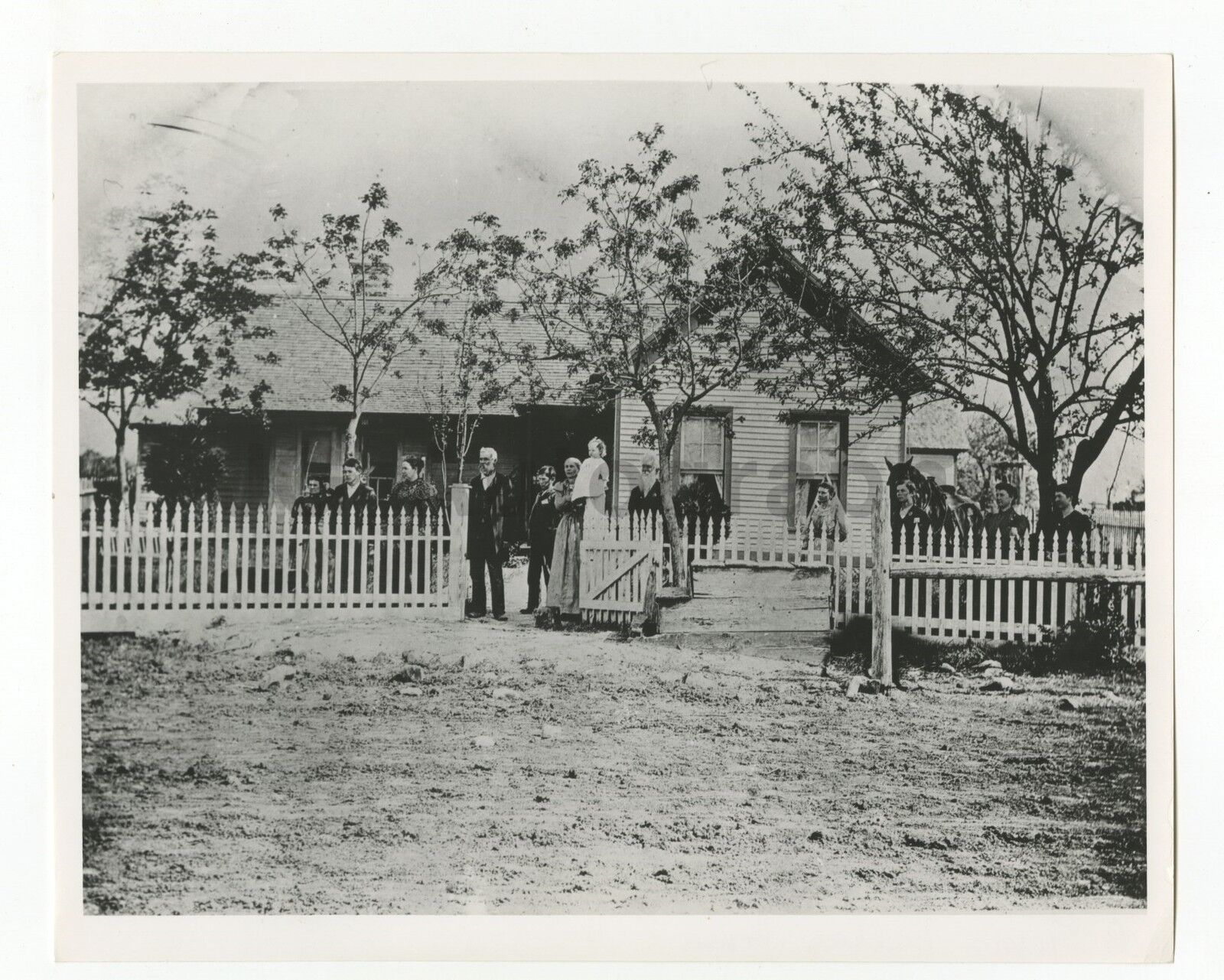 Texas History - Vintage 8x10 Publication Photo Poster paintinggraph - Dallas House