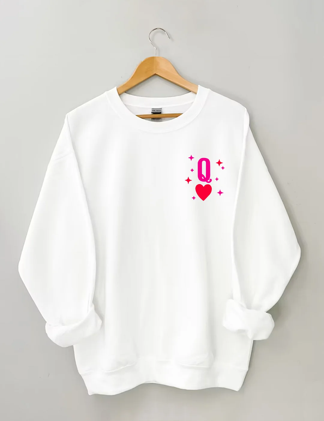  Queen Of Hearts Valentine's Day Sweatshirt 
