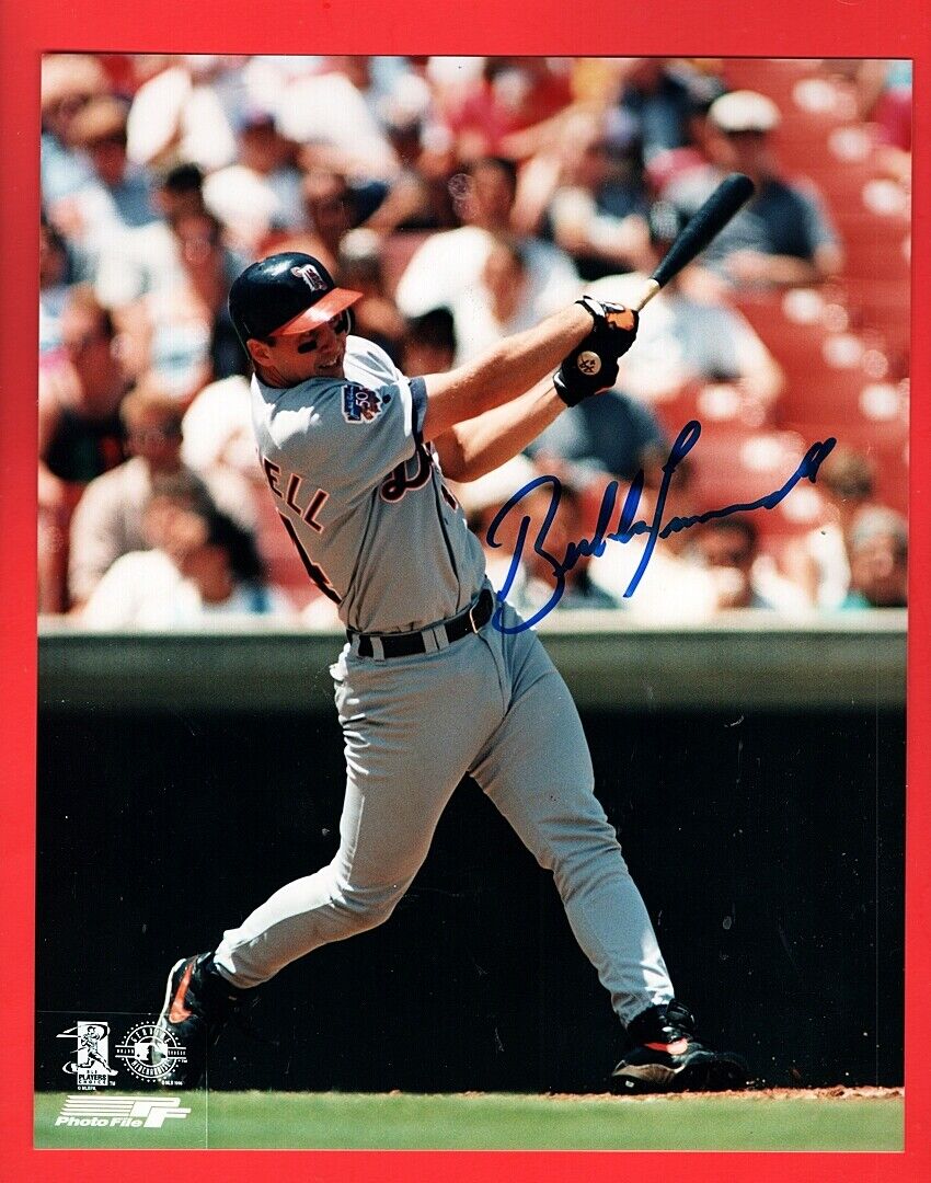 1997-03 BUBBA TRAMMELL- DETROIT TIGERS AUTOGRAPHED COLOR GLOSSY 8X10