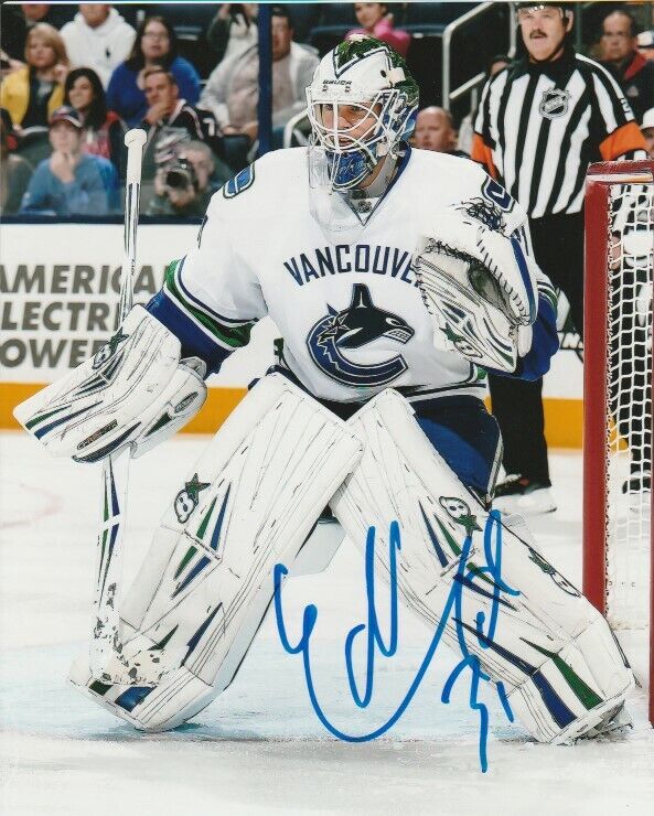 EDDIE LACK SIGNED VANCOUVER CANUCKS GOALIE 8x10 Photo Poster painting! Autograph EXACT PROOF!