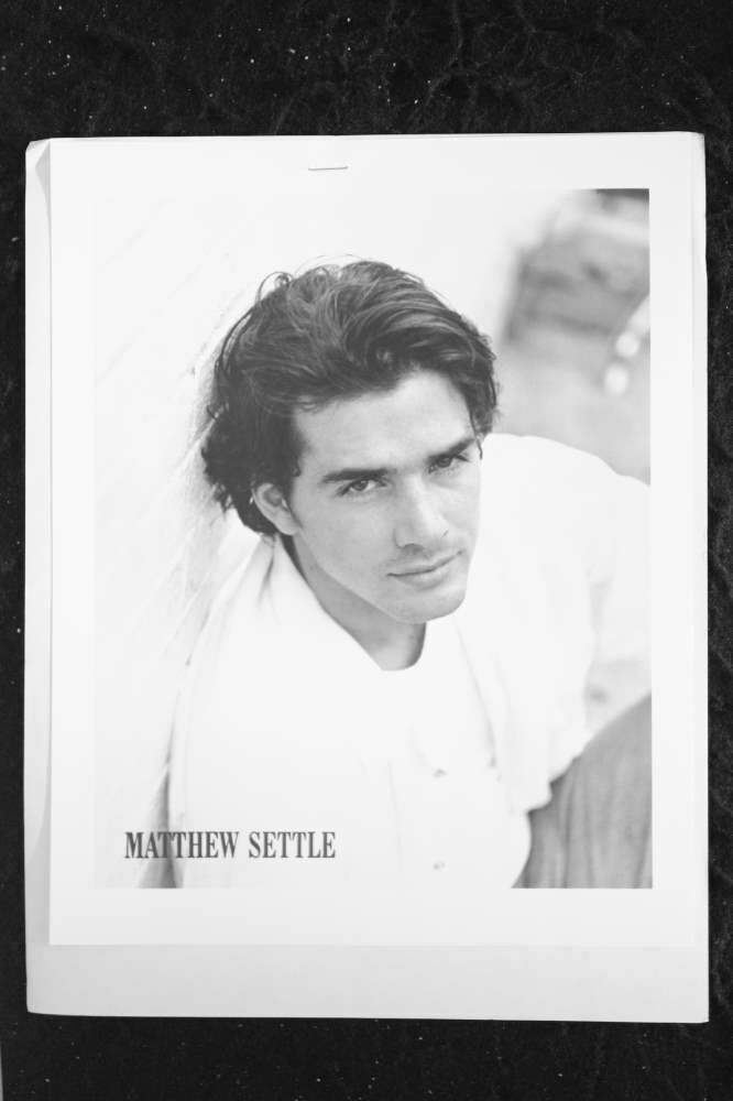 Matthew Settle - 8x10 Headshot Photo Poster painting w/ Resume - Band of Brothers