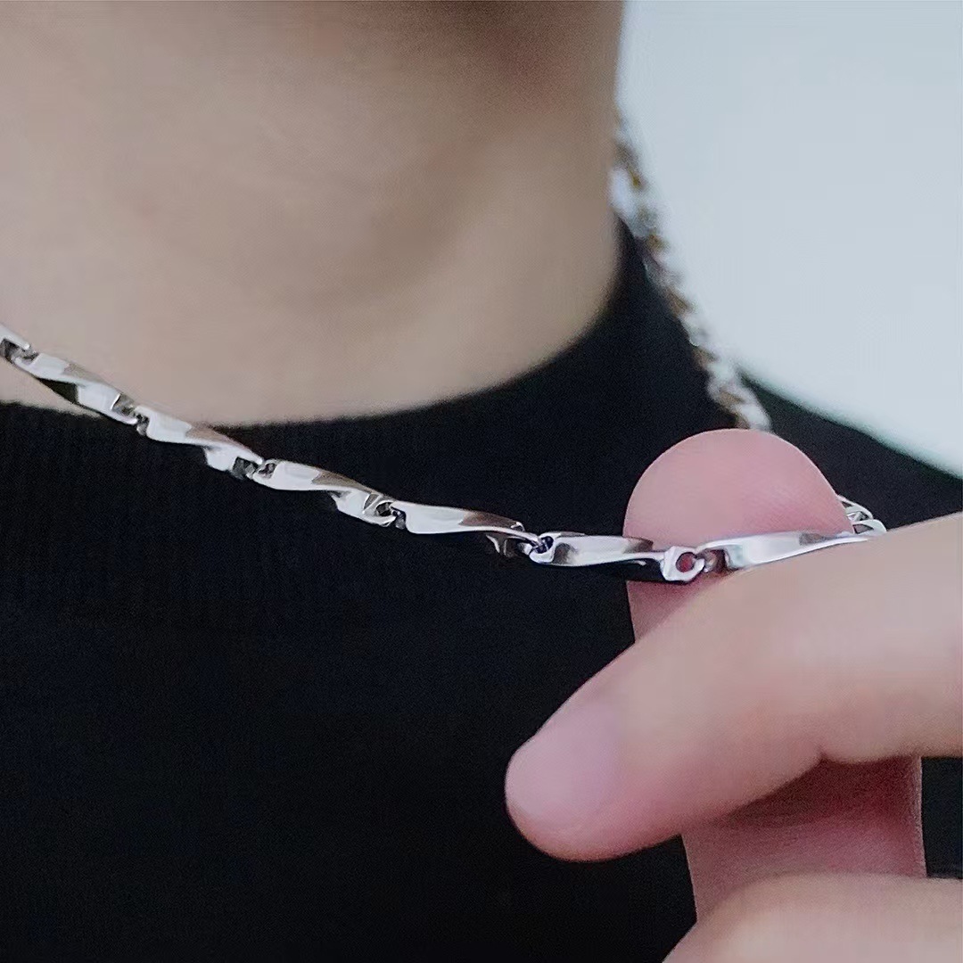 Unisex Lake Titanium Steel Trendy Versatile Collarbone Chain