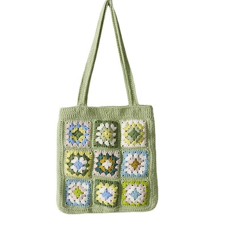 2022 Trends - Granny Square Crochet Bag