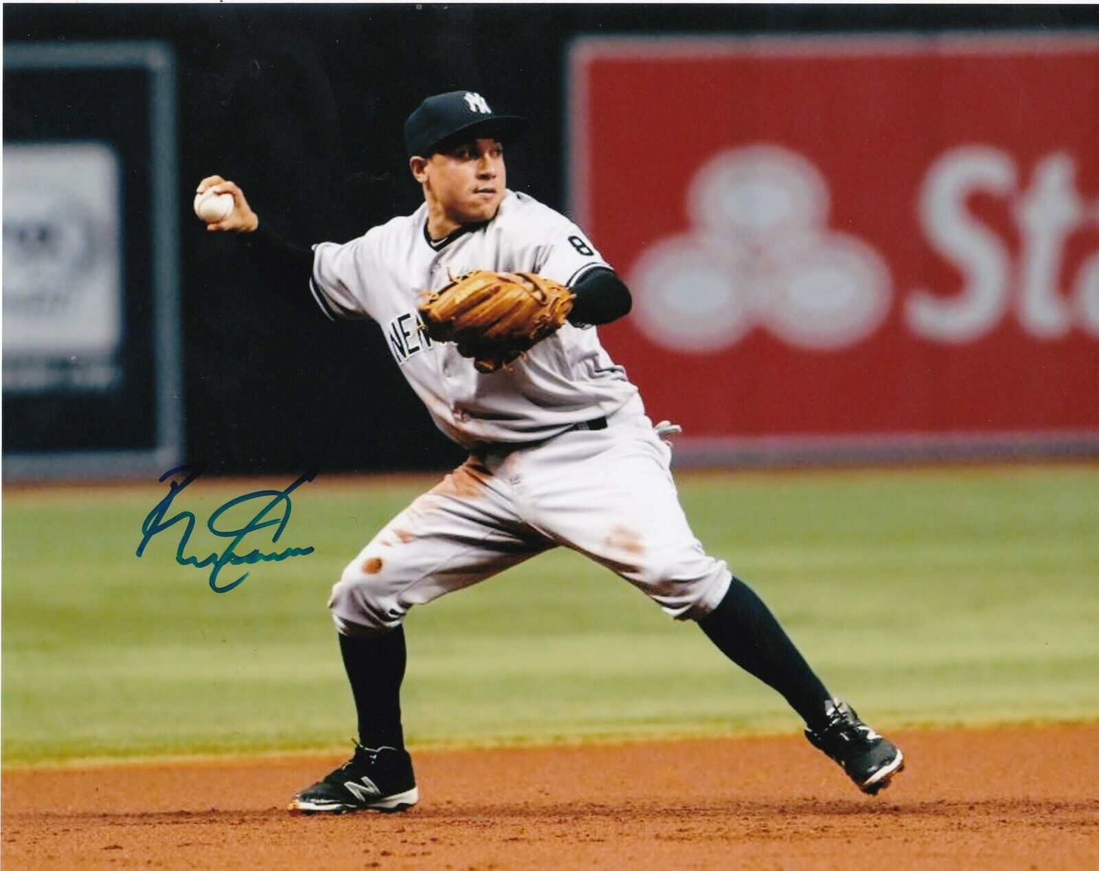 RONALD TORREYES NEW YORK YANKEES ACTION SIGNED 8x10