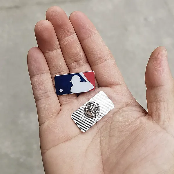 Foto del pin Guante de Juego Alegre